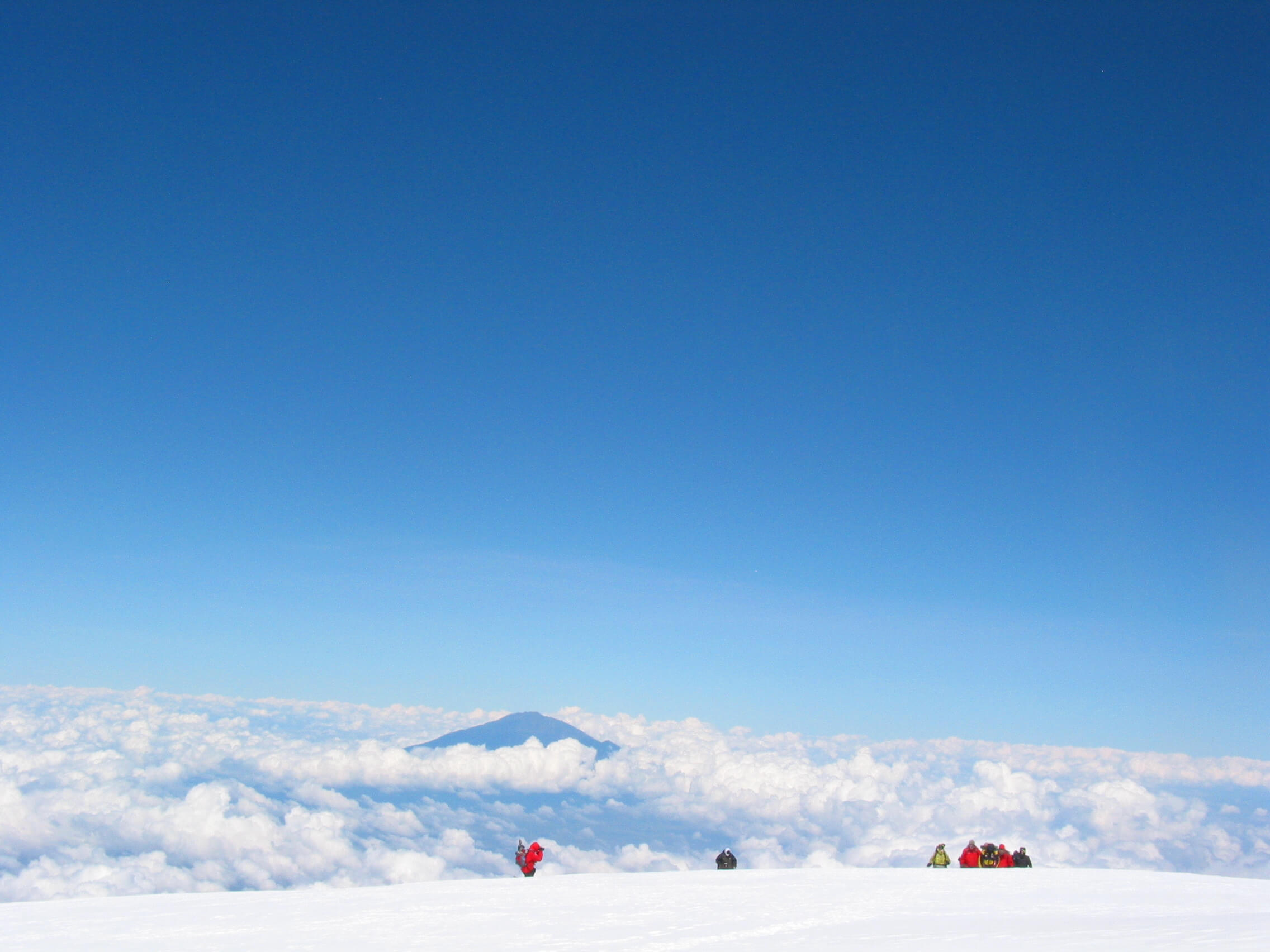 kilimanjaro trek season